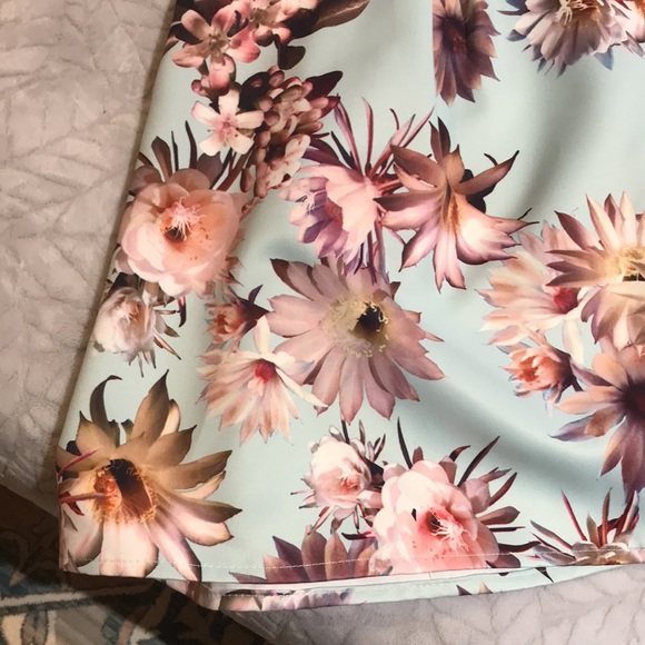 Womens Special Occasion Dress - Picture 3 of 10